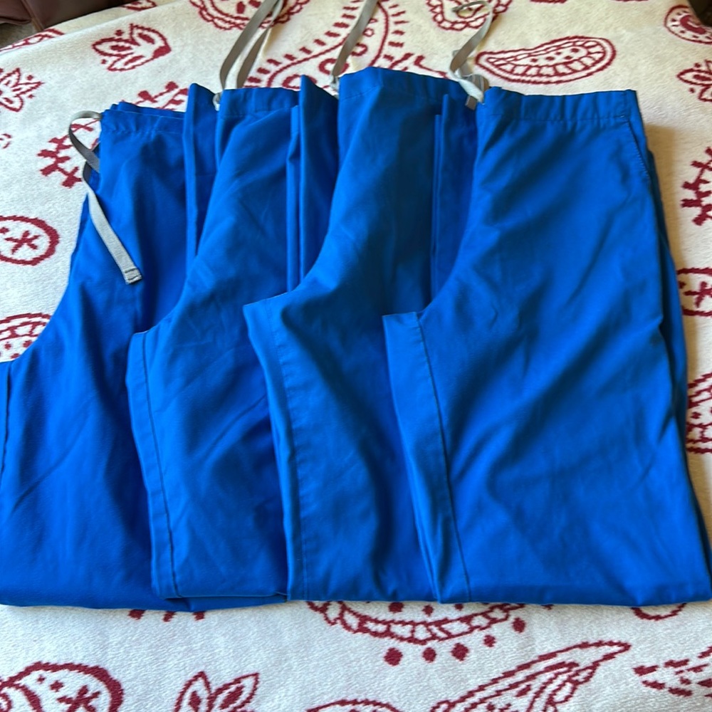 4 pairs Wonderwork scrub pants